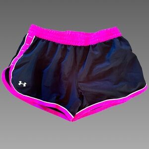 Black & Pink Dri-Fit, Semi-fitted Under Armour Athletic Shorts-Small